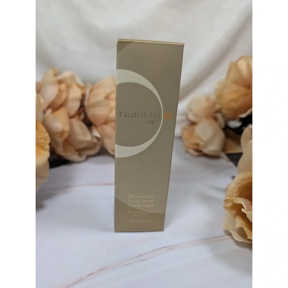 Nutriman C Re9 Reactivating Facial Serum Day‎ And Night 1.0 Full Ounces